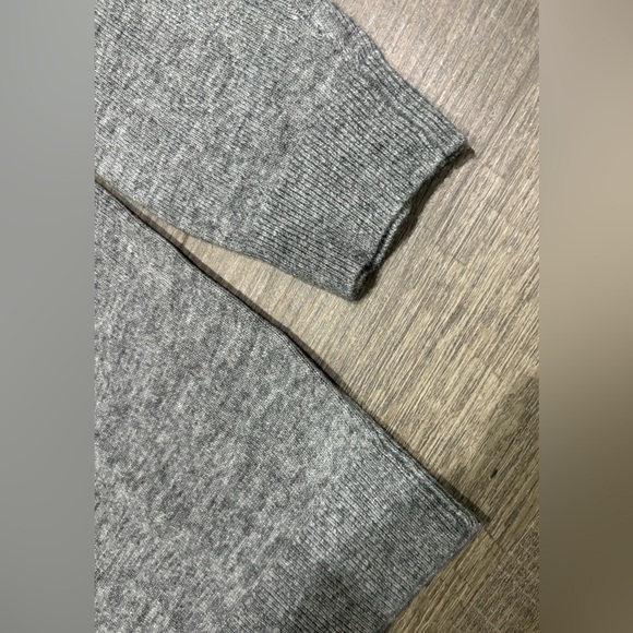 LOFT HEATHER GREY EMBELLISHED SWEATER (M) - Picture 7 of 13